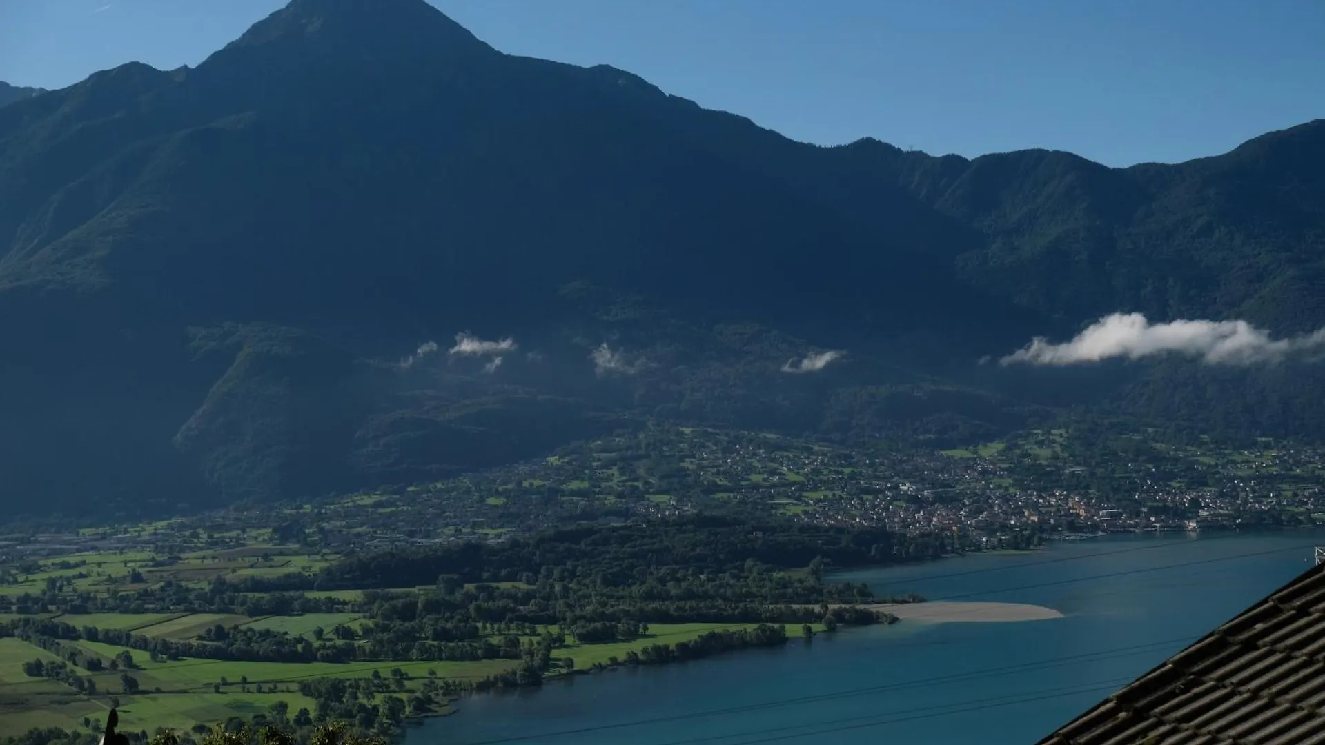 Appartamenti Montemezzo Le Case In Pietra Sorico 0*,  Italien